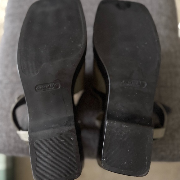 Vintage Easentials by Etienne Aigner Open Toe Wedge 3” Sandals 11WW - Picture 5 of 8